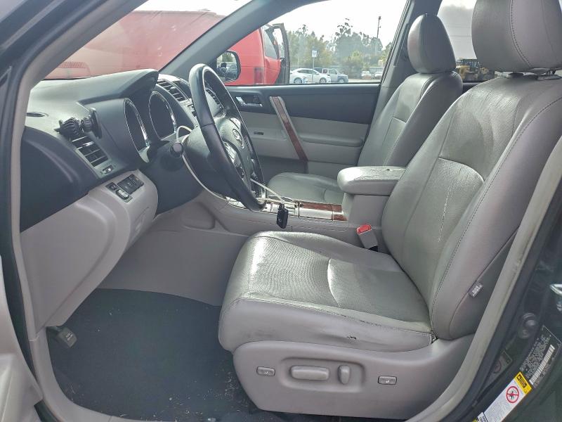 Фото 7 с аукциона – 2013 TOYOTA HIGHLANDER с VIN 5TDDK3EH5DS229613