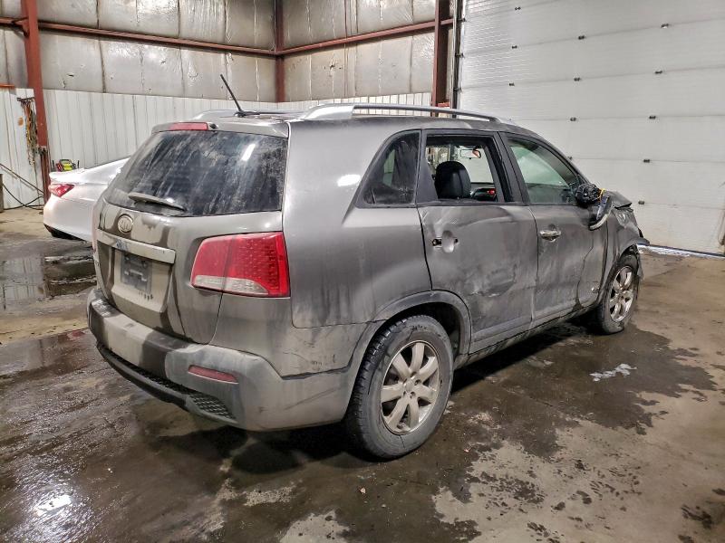 Photo 3 from auction – 2012 KIA SORENTO BA with VIN 5XYKTDA21CG281456