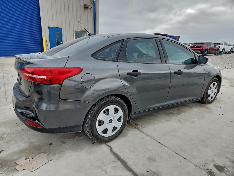 Photo 3 from auction – 2018 FORD FOCUS S with VIN 1FADP3E21JL286875
