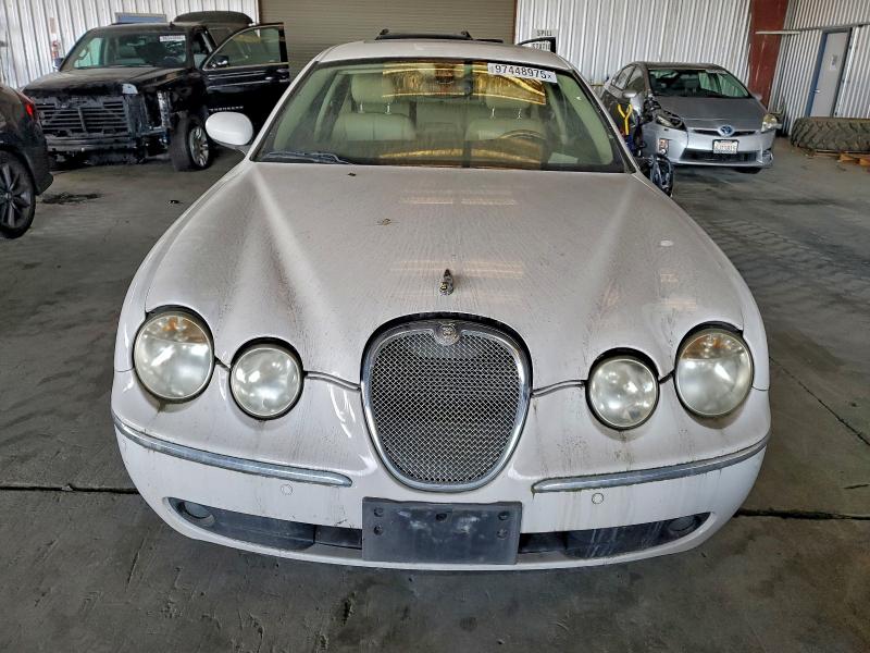 Photo 5 from auction – 2006 JAGUAR S-TYPE with VIN SAJWA01A86FN69930