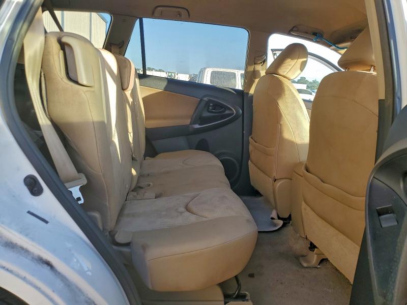 Photo 11 from auction – 2012 TOYOTA RAV4 with VIN 2T3ZF4DV9CW146593