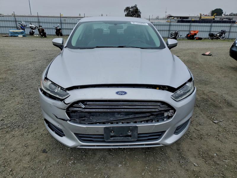 Photo 5 from auction – 2016 FORD FUSION S with VIN 3FA6P0G70GR386248