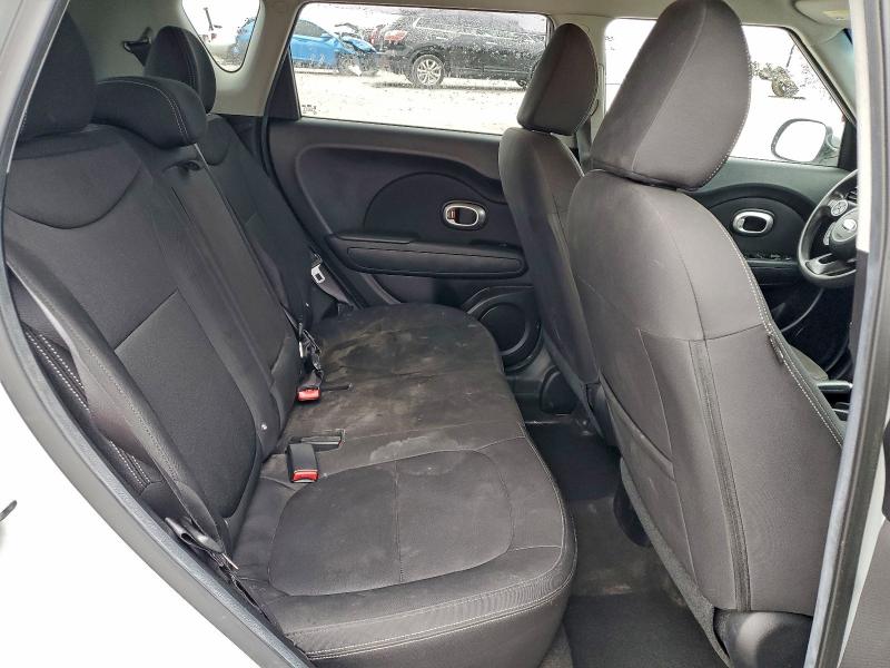 Photo 10 from auction – 2014 KIA SOUL with VIN KNDJN2A24E7740005