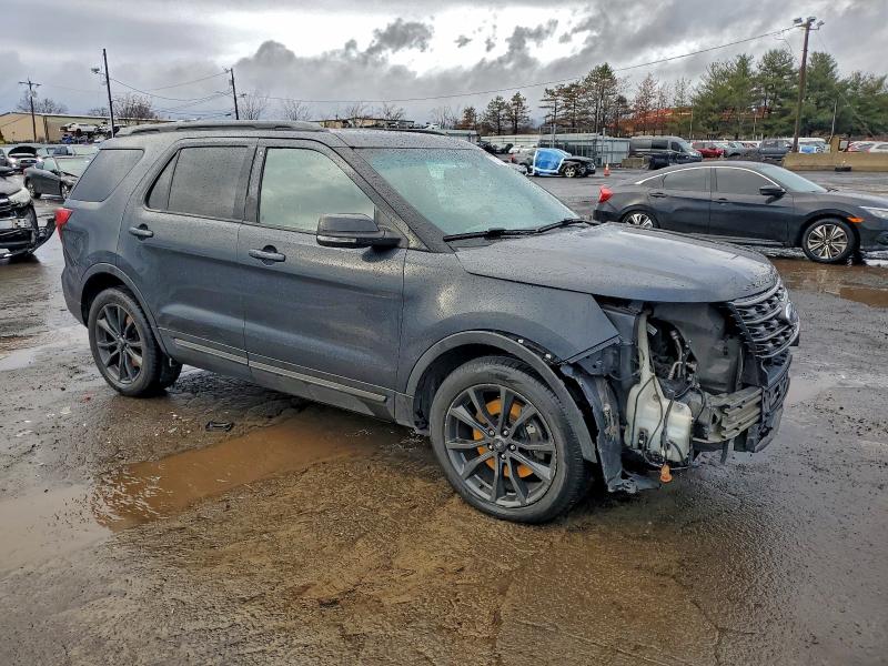 Photo 4 from auction – 2017 FORD EXPLORER with VIN 1FM5K8D85HGA96687