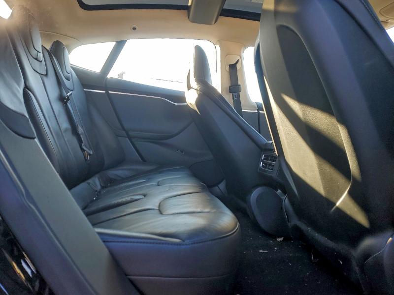 Photo 10 from auction – 2014 TESLA MODEL S with VIN 5YJSA1H13EFP52308