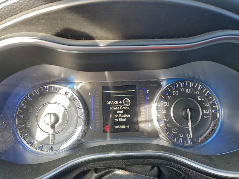 Photo 9 from auction – 2015 CHRYSLER 200 LIMITE with VIN 1C3CCCAB5FN723932