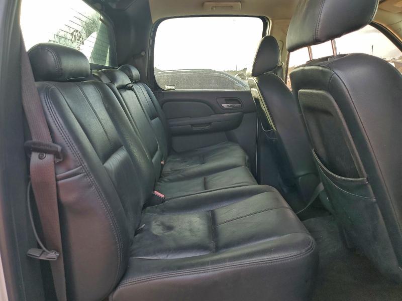 Photo 10 from auction – 2007 CHEVROLET AVALANCHE with VIN 3GNEC12017G311675