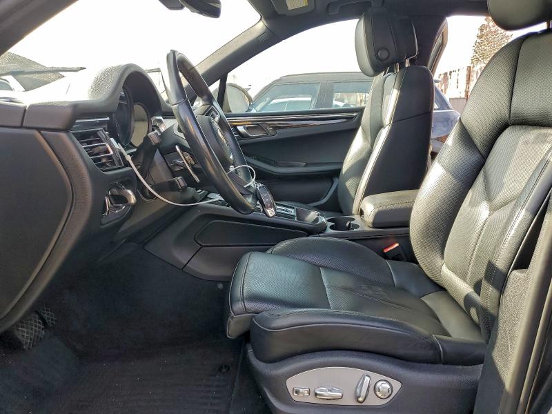 Photo 7 from auction – 2022 PORSCHE MACAN with VIN WP1AA2A52NLB04744