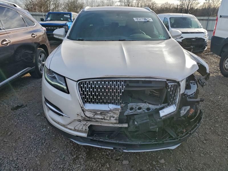 Photo 5 from auction – 2019 LINCOLN MKC with VIN 5LMCJ1D97KUL12913