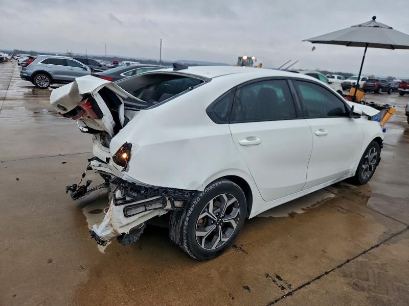 Photo 3 from auction – 2019 KIA FORTE FE with VIN 3KPF24AD3KE014952