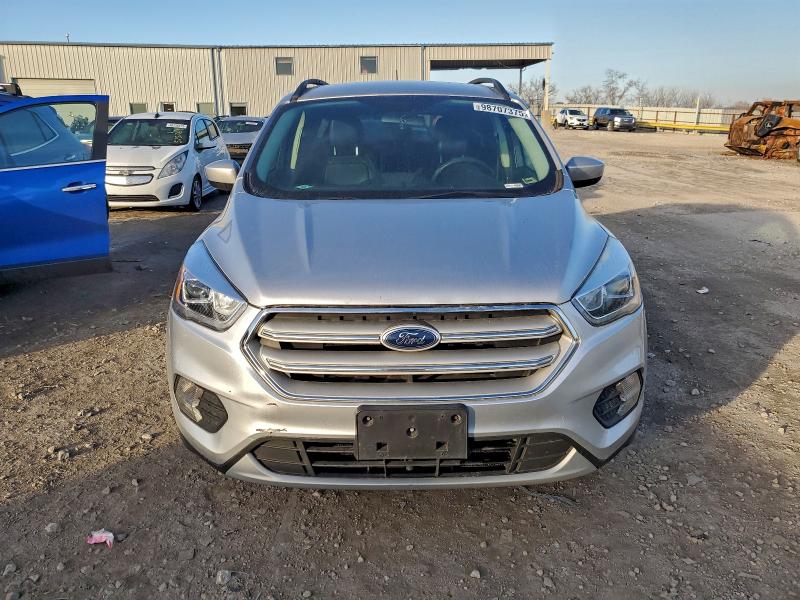 Photo 5 from auction – 2018 FORD ESCAPE SEL with VIN 1FMCU9HD9JUB23539