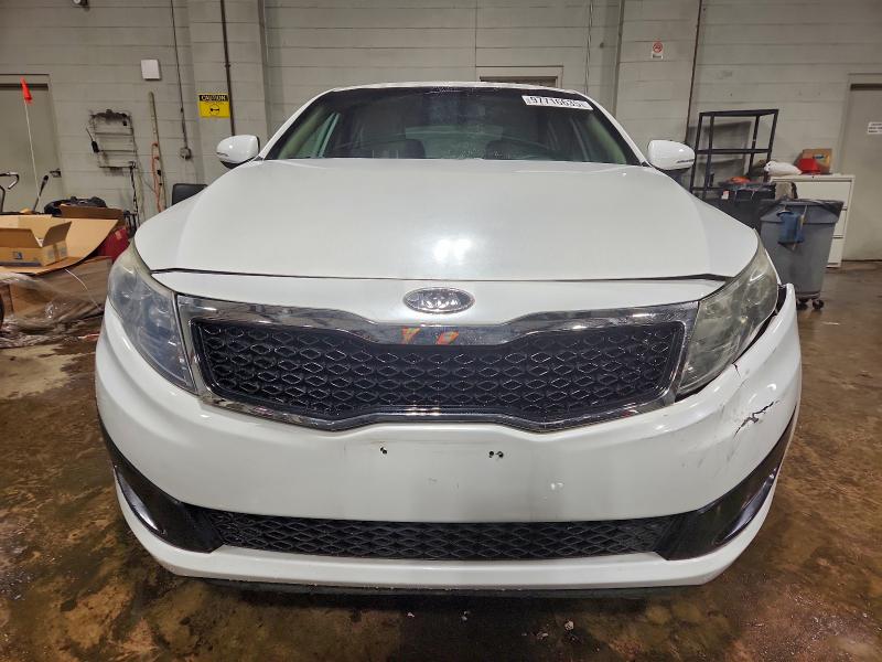 Photo 5 from auction – 2012 KIA OPTIMA LX with VIN 5XXGM4A78CG047043