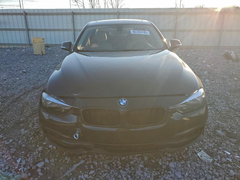 Photo 5 from auction – 2016 BMW 320 with VIN WBA8A9C57GK617628