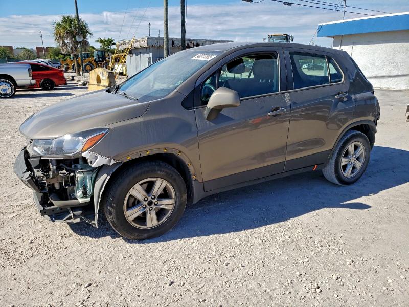 CHEVROLET TRAX LS 2020 with VIN KL7CJKSBXLB348141 - Photo from auction