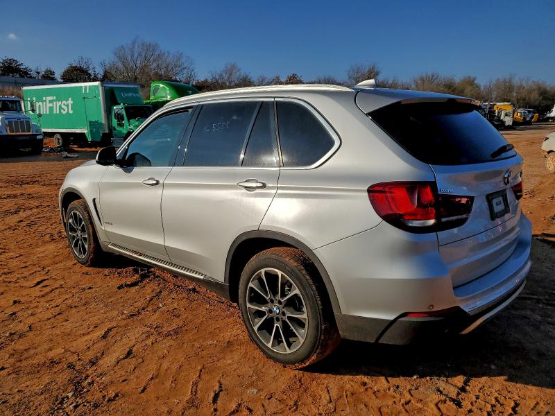 Photo 2 from auction – 2017 BMW X5 XDRIVE3 with VIN 5UXKR0C55H0V50357