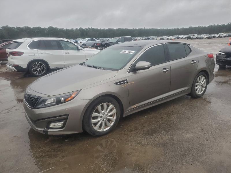 KIA OPTIMA EX 2015 with VIN 5XXGN4A70FG497190 - Photo from auction