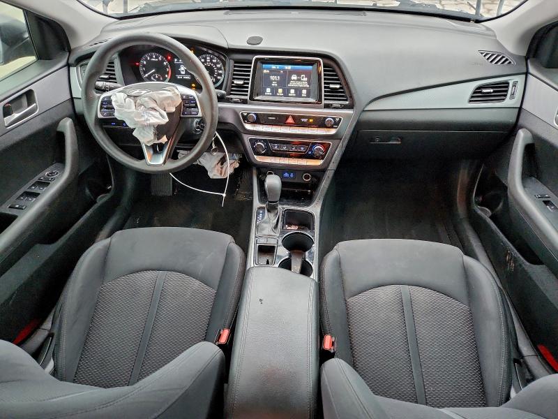 Photo 8 from auction – 2019 HYUNDAI SONATA SE with VIN 5NPE24AF2KH746790