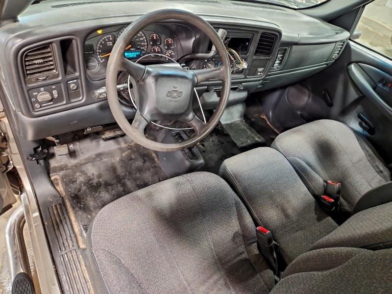 Photo 8 from auction – 2000 CHEVROLET SILVERADO with VIN 1GCEK14V5YE417706