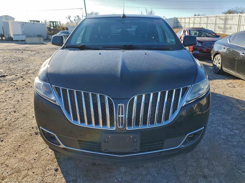 Photo 5 from auction – 2011 LINCOLN MKX with VIN 2LMDJ6JK8BBJ13049