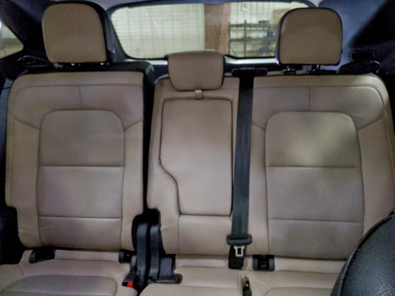 Photo 10 from auction – 2020 FORD ESCAPE TIT with VIN 1FMCU9J93LUA52444
