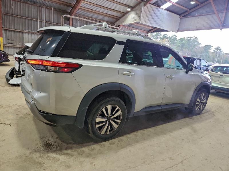 Photo 3 from auction – 2023 NISSAN PATHFINDER with VIN 5N1DR3CA0PC220336