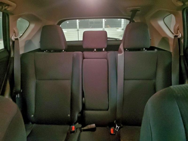 Photo 10 from auction – 2017 TOYOTA RAV4 LE with VIN 2T3BFREV1HW599952