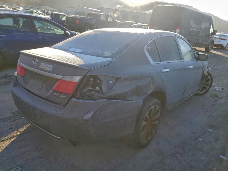 Photo 3 from auction – 2013 HONDA ACCORD with VIN 1HGCR2F5XDA221561