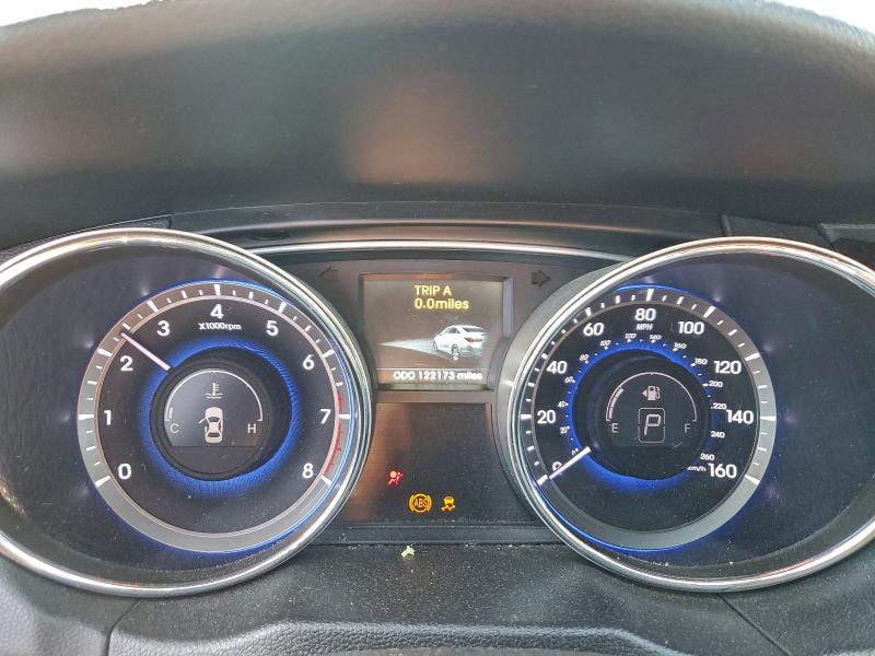 Photo 9 from auction – 2014 HYUNDAI SONATA SE with VIN 5NPEC4AC3EH854004