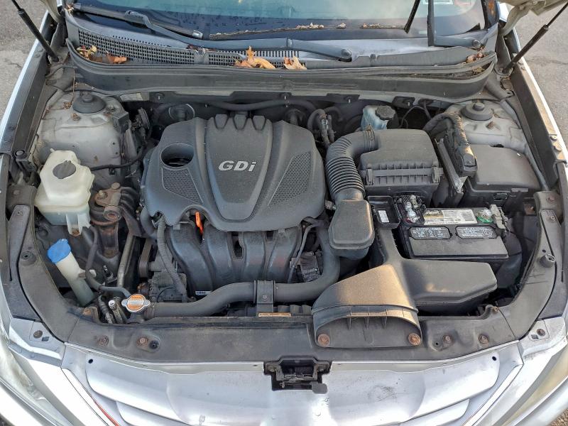 Photo 11 from auction – 2011 HYUNDAI SONATA GLS with VIN 5NPEB4AC0BH177511