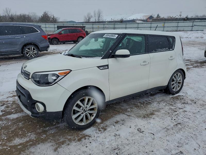 KIA SOUL + 2018 with VIN KNDJP3A50J7539237 - Photo from auction