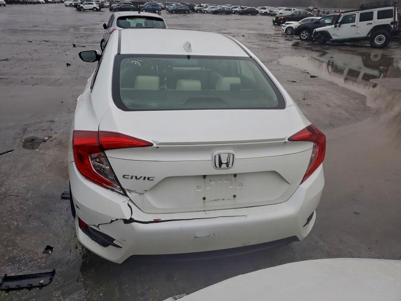 Photo 6 from auction – 2018 HONDA CIVIC EX with VIN JHMFC1F33JX002907