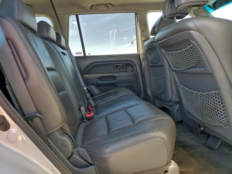 Photo 11 from auction – 2006 HONDA PILOT EX with VIN 5FNYF28556B031879