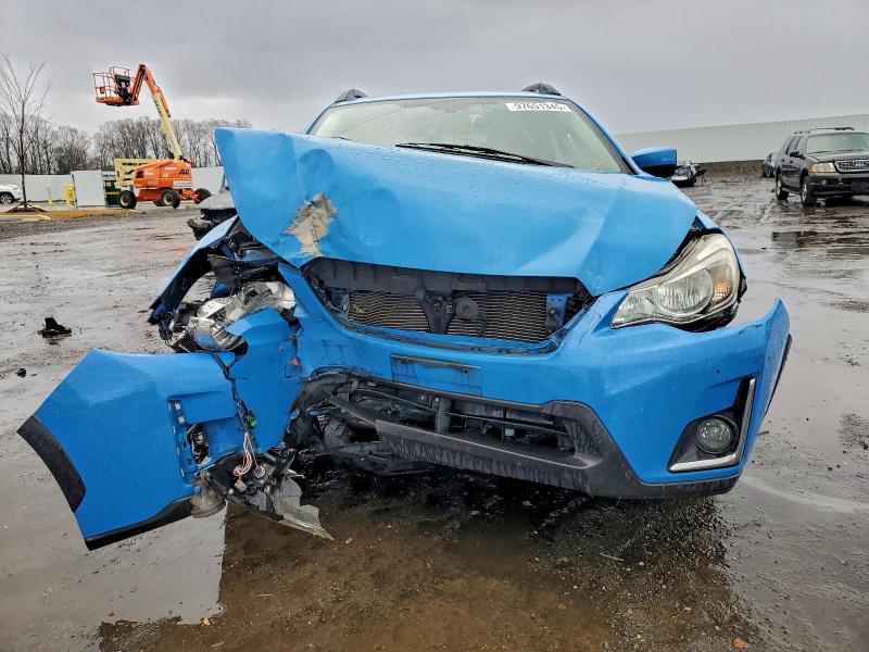 Photo 5 from auction – 2017 SUBARU CROSSTREK with VIN JF2GPADC4HH263143