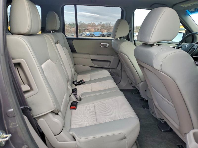Photo 11 from auction – 2015 HONDA PILOT LX with VIN 5FNYF4H20FB038515