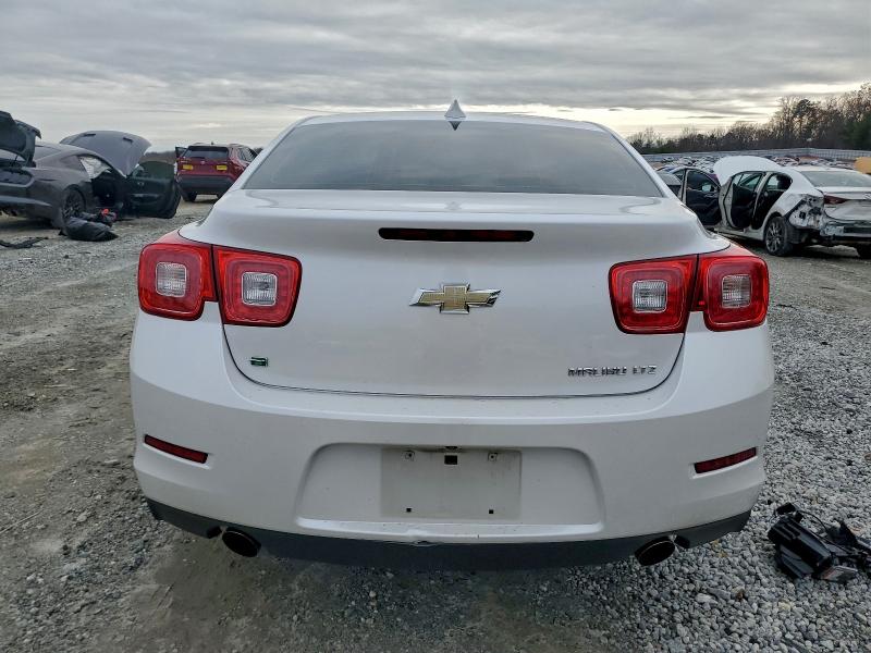Photo 6 from auction – 2015 CHEVROLET MALIBU LTZ with VIN 1G11F5SLXFF286381