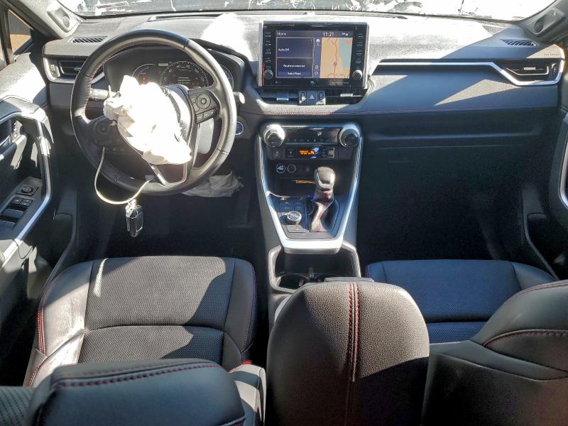 Photo 8 from auction – 2022 TOYOTA RAV4 PRIME with VIN JTMFB3FV2ND096805