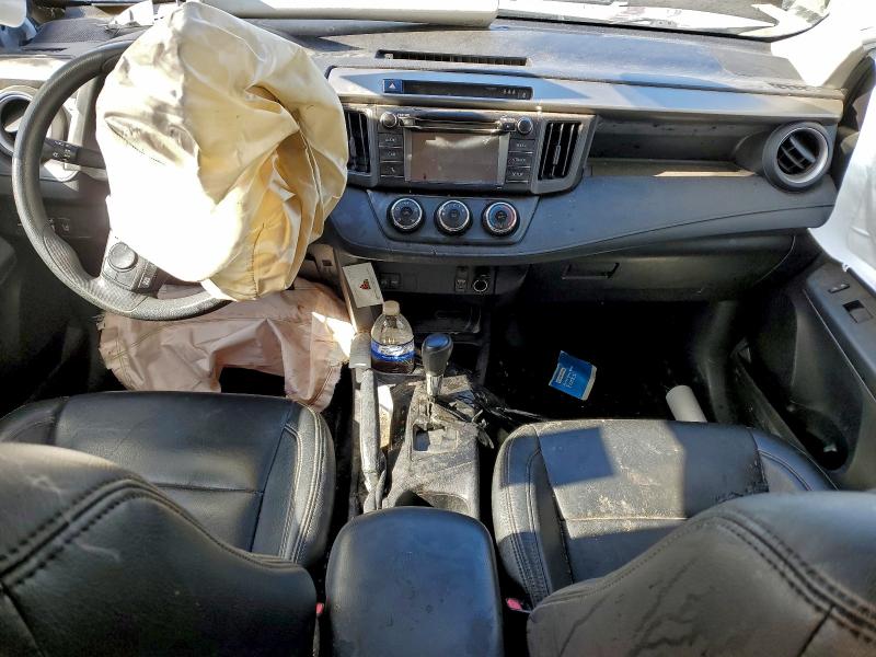 Photo 8 from auction – 2017 TOYOTA RAV4 LE with VIN 2T3BFREV2HW617794