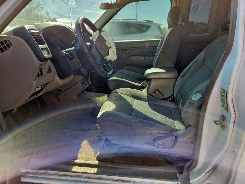 Photo 7 from auction – 2001 NISSAN FRONTIER K with VIN 1N6DD26S91C402106