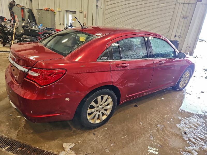 Photo 3 from auction – 2013 CHRYSLER 200 TOURIN with VIN 1C3CCBBB2DN542504