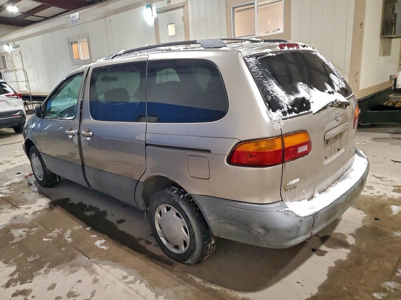 Photo 2 from auction – 2000 TOYOTA SIENNA LE with VIN 4T3ZF13C8YU268707