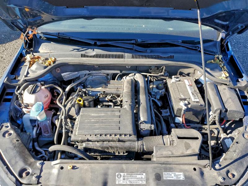 Photo 11 from auction – 2017 VOLKSWAGEN JETTA with VIN 3VWDB7AJXHM202488