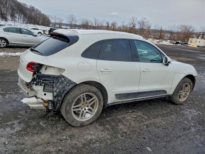 Photo 3 from auction – 2018 PORSCHE MACAN with VIN WP1AA2A57JLB03440
