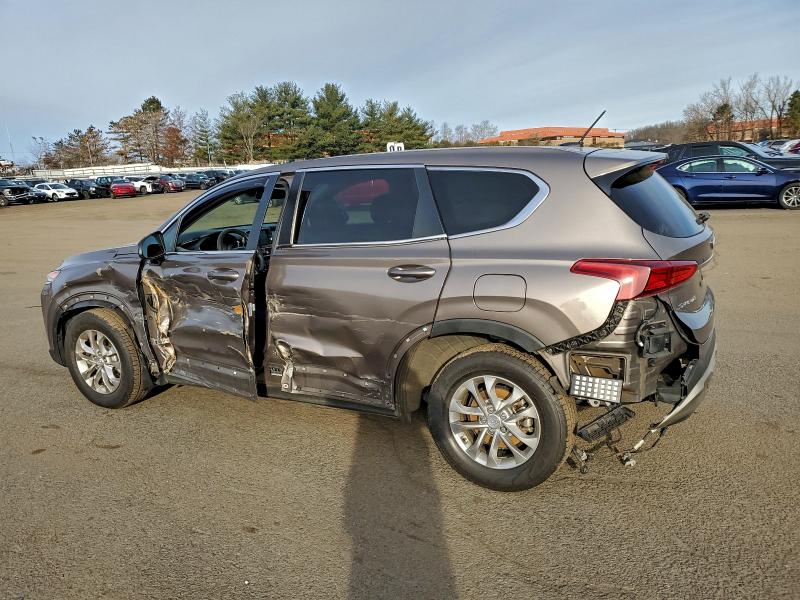 Photo 2 from auction – 2019 HYUNDAI SANTA FE S with VIN 5NMS2CAD7KH094046