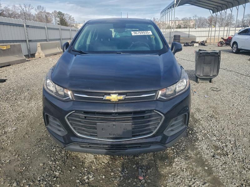 Photo 5 from auction – 2017 CHEVROLET TRAX LS with VIN 3GNCJKSBXHL284098