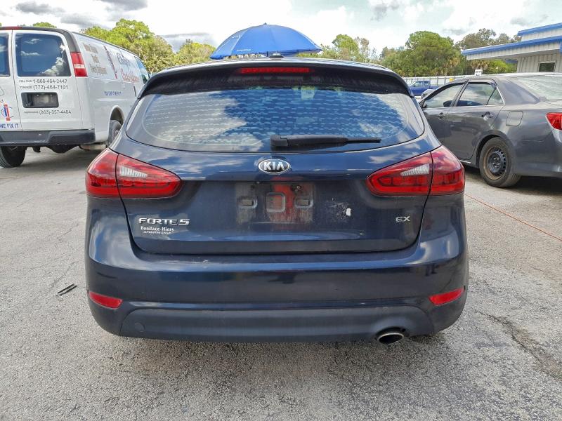 Photo 6 from auction – 2017 KIA FORTE EX with VIN KNAFX5A89H5726796