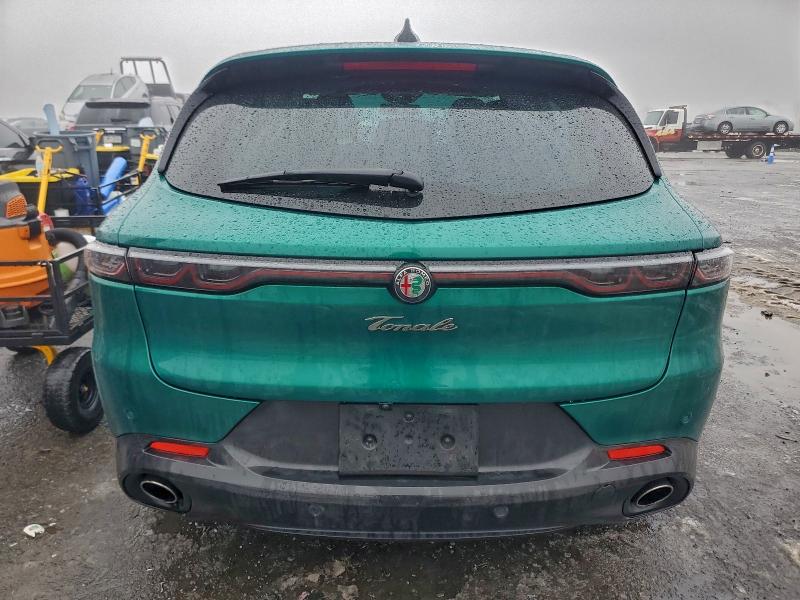 Снимка 6 от търг – 2024 ALFA ROMEO TONALE VEL с VIN ZASPATDW6R3040109