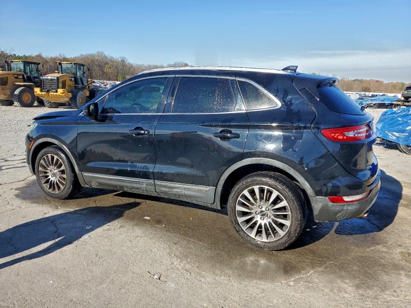 Photo 2 from auction – 2016 LINCOLN MKC RESERV with VIN 5LMCJ3C91GUJ21184