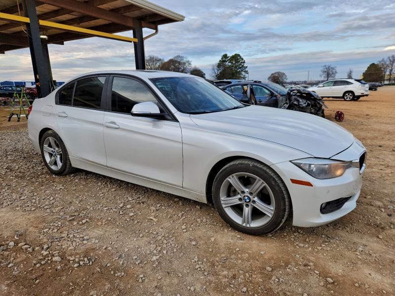 Photo 4 from auction – 2014 BMW 328 I with VIN WBA3A5C51EF605242