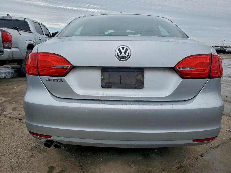 Photo 6 from auction – 2012 VOLKSWAGEN JETTA BASE with VIN 3VW2K7AJ2CM306893