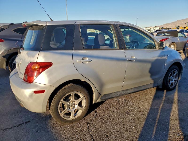 Photo 3 from auction – 2004 TOYOTA SCION XA with VIN JTKKT604940050402